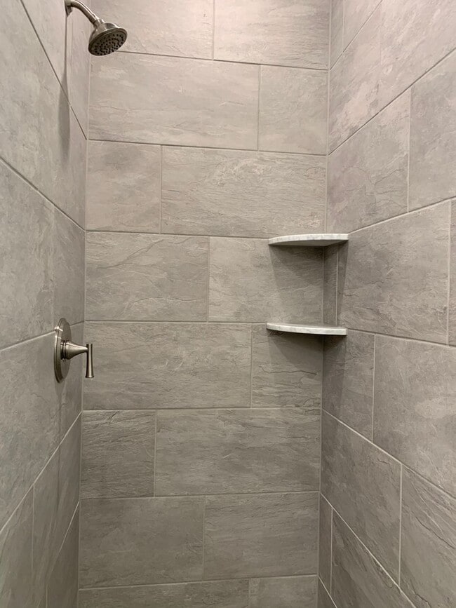 Building Photo - CHELSEA/BOSTON NO BROKER OR RENTAL FEES !!! ULTRA MODERN LIVING AT LUX 16 5TH. FULLY FURNISHED BR...