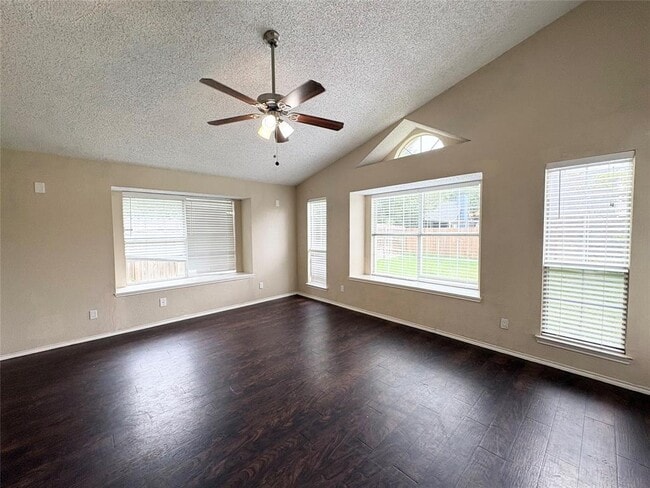 Building Photo - 3014 Cottonweed Trail