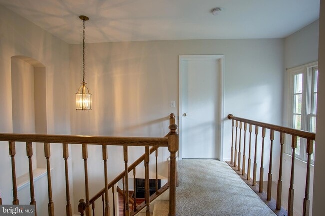 Building Photo - 751 Cherry Tree Ln