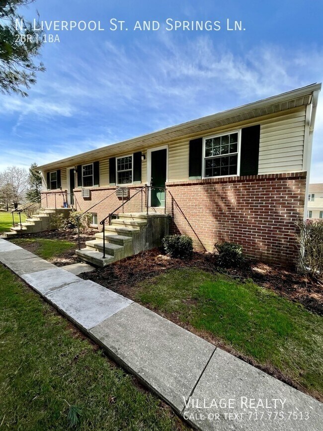 Building Photo - 220 Elizabeth Ln