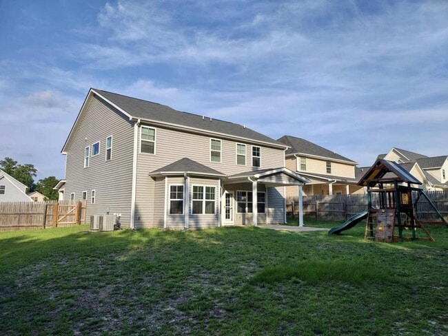 Building Photo - 1525 Gallant Fox Ct