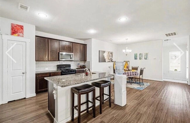 Building Photo - 15419 Royce Holly Dr