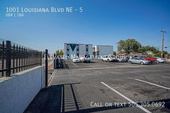 Building Photo - 1001 Louisiana Blvd NE