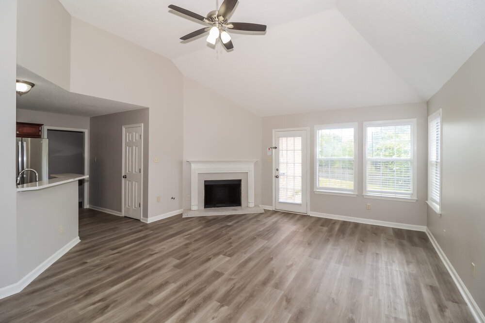 Building Photo - 8891 Hidden Springs Cove