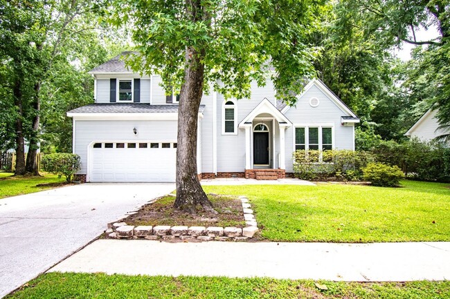 Primary Photo - 207 Essex Dr