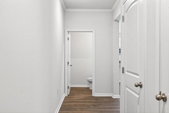 Building Photo - 3121 Greyton Dr