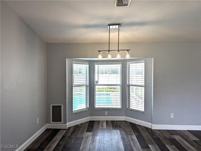 Building Photo - 2311 SW 16th Terrace