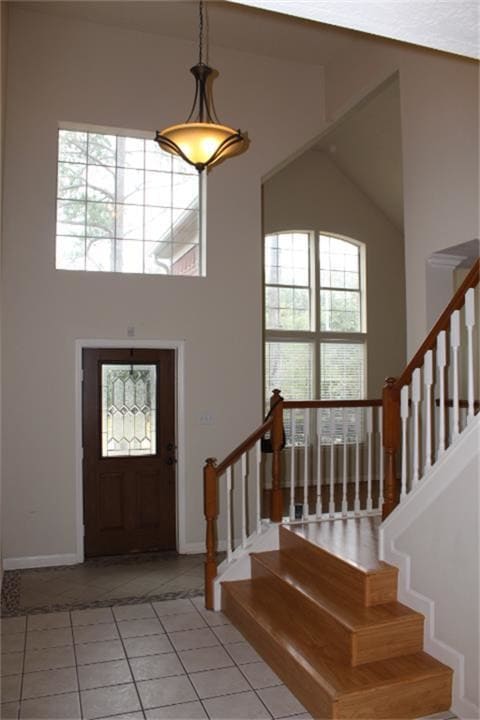 Building Photo - 6622 High Knoll Dr