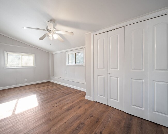 Building Photo - Rent 2 Get 2 Rooms for Free- This home is Priced as a 2bdrm in Intown Atlanta