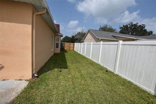 Building Photo - 2971 Settlers Trail