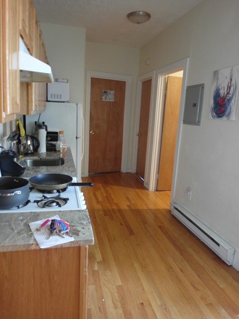 Building Photo - 43 Hemenway St