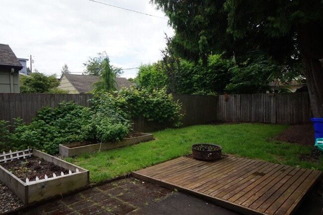 Building Photo - NE Portland Alberta Arts 3-bedroom Bungalow - APPLICATION PENDING