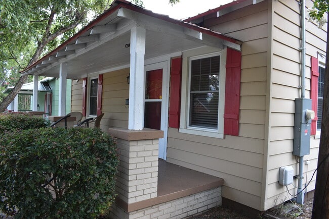 Primary Photo - 324 Milledge Rd