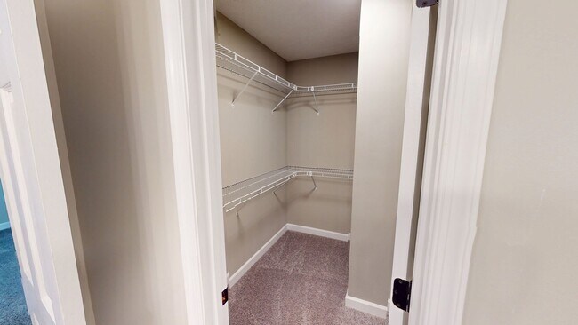 Building Photo - Remodeled 3 Bedroom Ranch with Fenced Backyard in Convenient Location