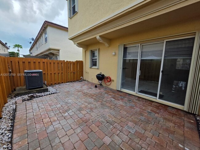 Building Photo - 12822 SW 135th St