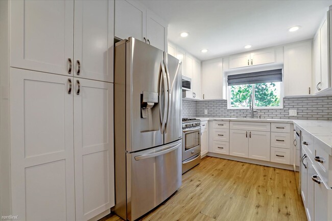 Building Photo - 2 br, 1 bath House - 541 Richmond Avenue