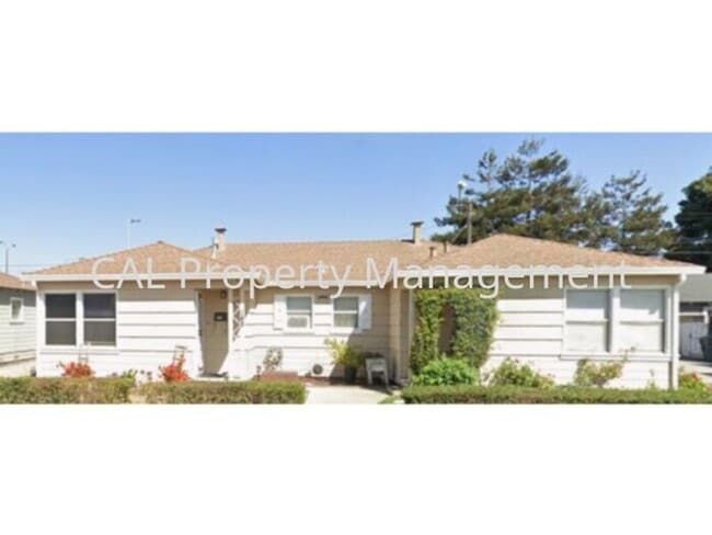 Primary Photo - 1-Bedroom 1-Bathroom home in Salinas, CA!