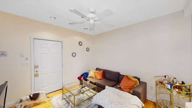 Building Photo - 91 Prince St