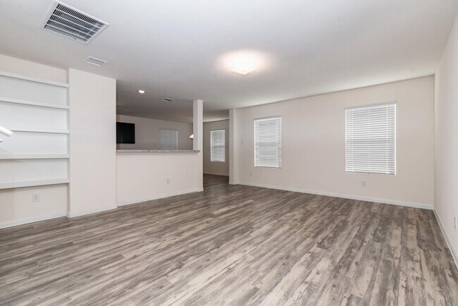 Building Photo - 24435 Dolce Marina Ct