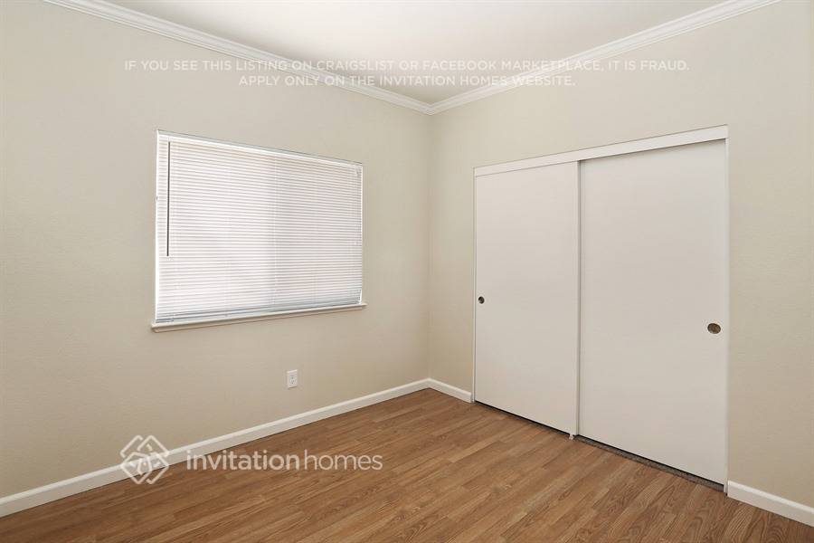 Building Photo - 5537 Blue Sapphire Way