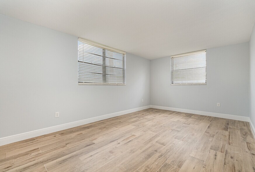 Building Photo - 2700 N Highway A1A