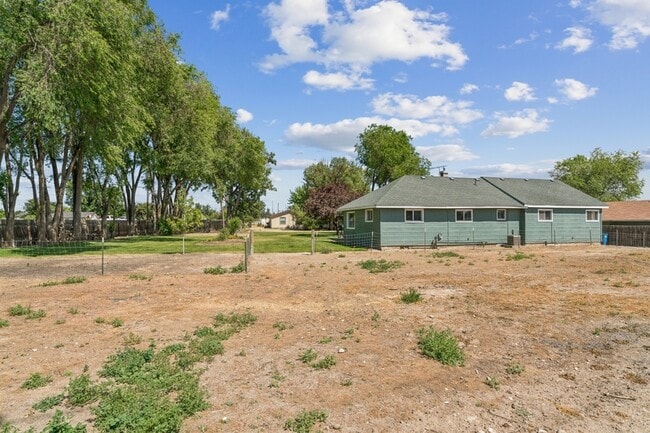 Building Photo - 8799 Highway 44