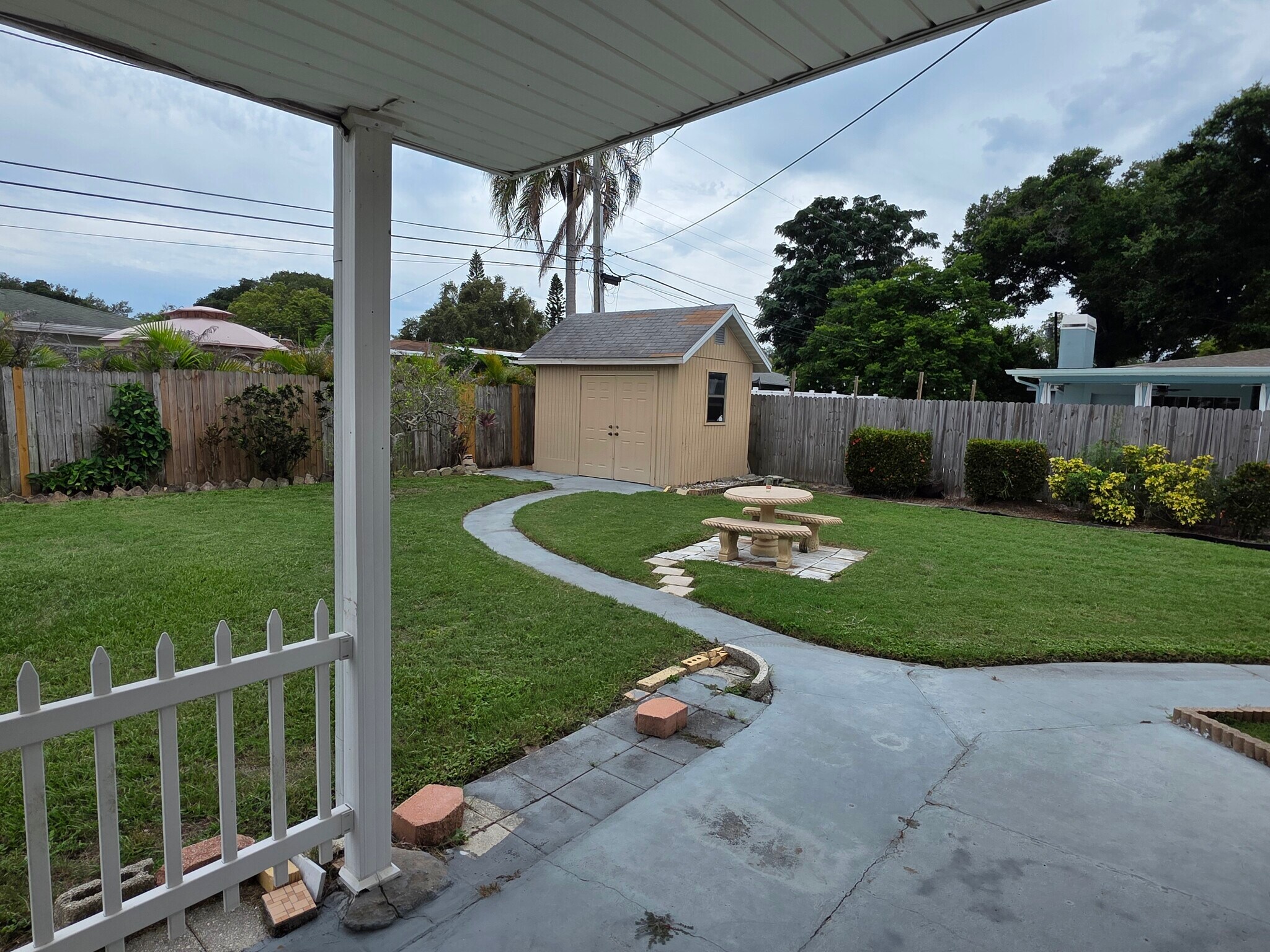 Building Photo - 1527 Tangerine St