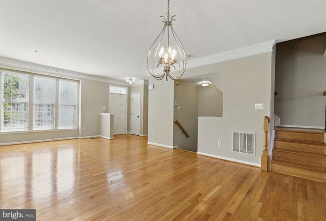 Building Photo - 20801 Shamrock Glen Cir