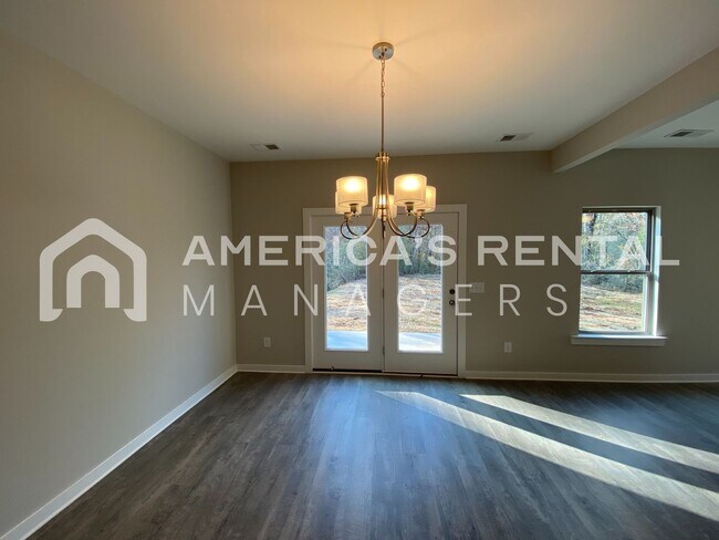 Building Photo - 7940 St.James Dr