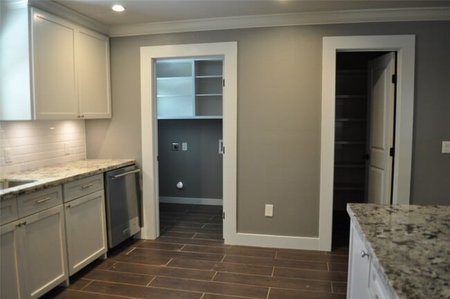 Building Photo - 4818 Spellman Rd