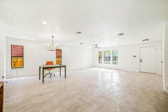 Building Photo - 3527 Eagle Canyon Dr