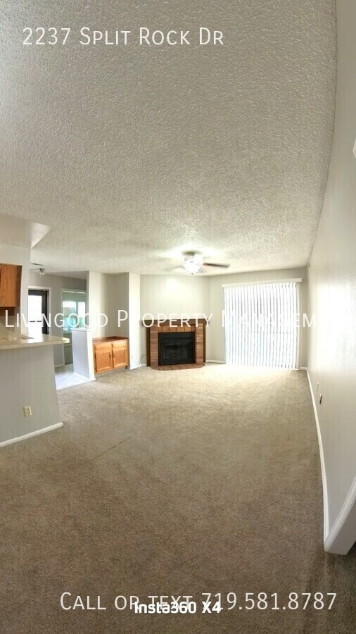 Building Photo - 2237 Split Rock Dr