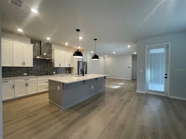 Building Photo - 9328 Hartline Wy