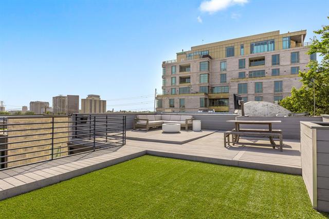 Building Photo - 4206 Buena Vista St