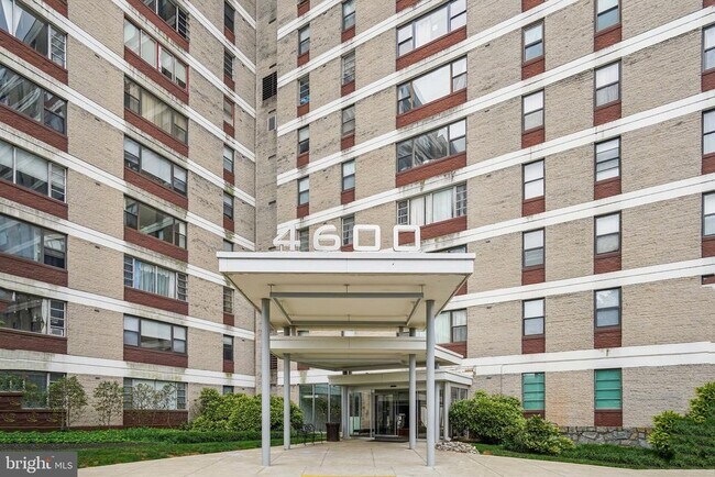 Building Photo - 4600 Duke St
