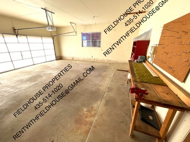 Building Photo - 1760 Foothill Dr