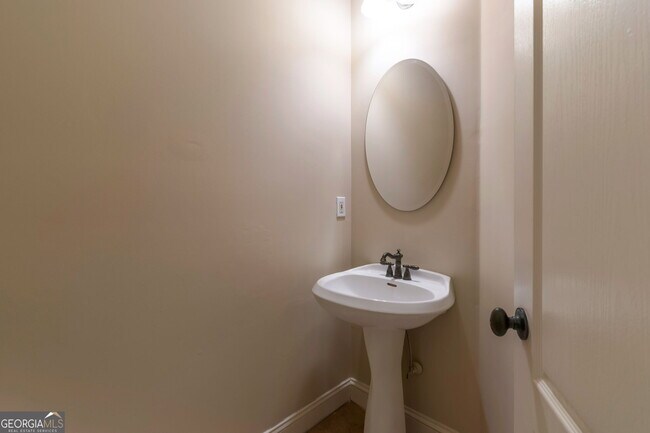 Building Photo - 332 Baymist Dr