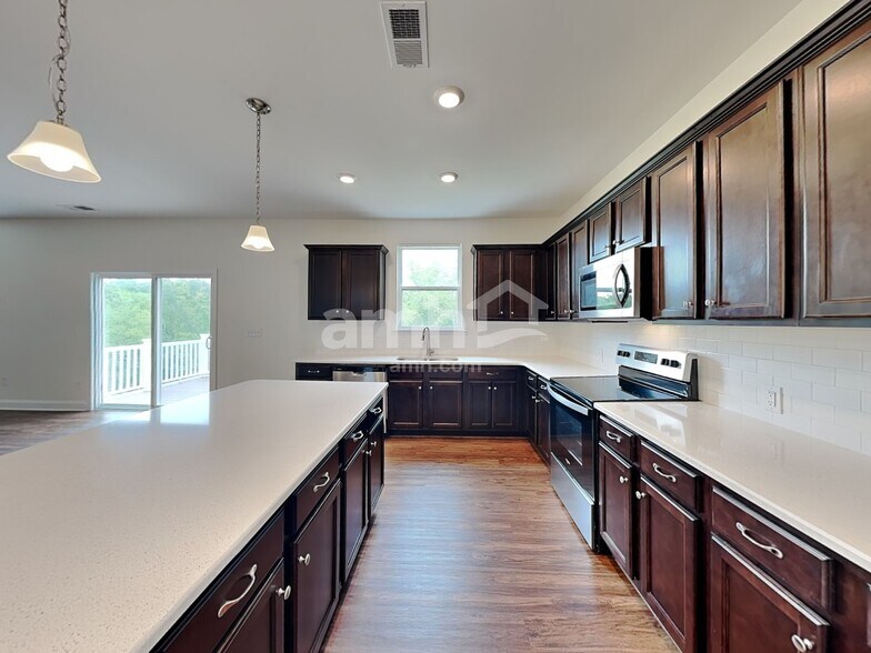 Building Photo - 164 Hazel Pk Dr