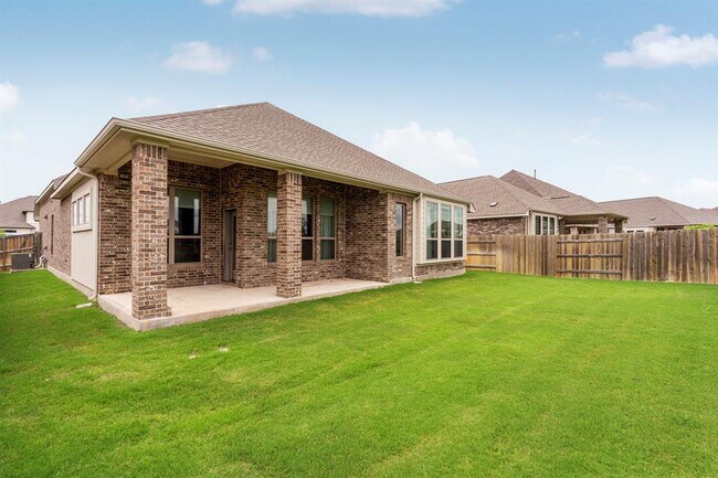 Building Photo - 1144 Cathedral Oaks Dr