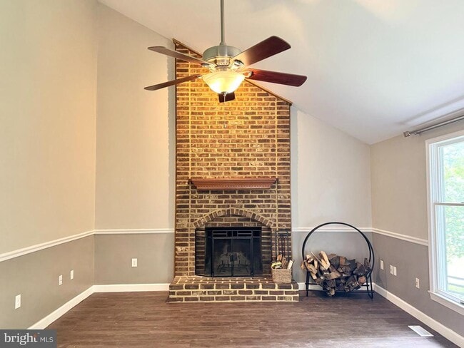 Building Photo - 3302 Aquia Dr