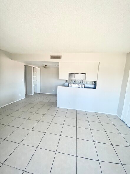 Building Photo - 1062 N July Cir