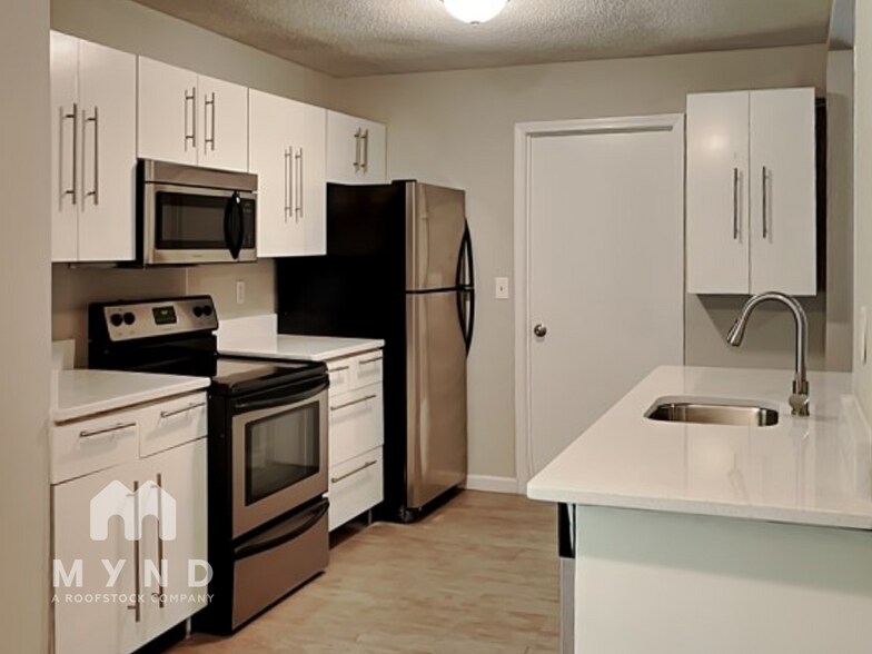 Building Photo - 632 Kilkenny Cir