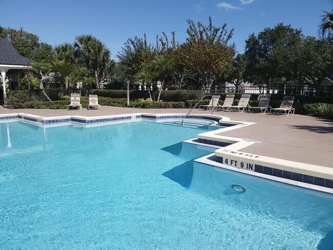 Building Photo - 1930 Torchwood Dr