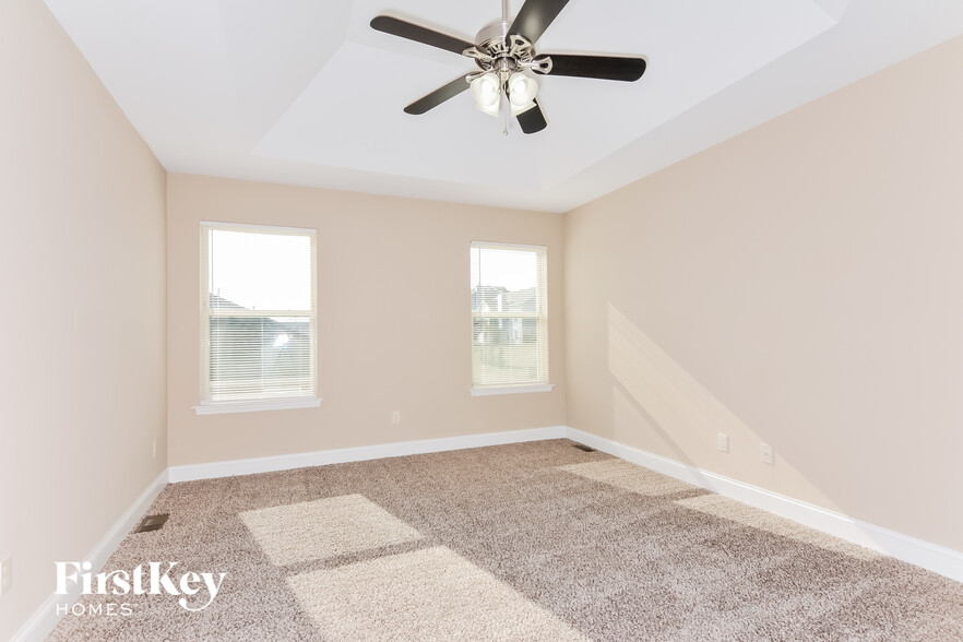 Building Photo - 678 Lost Canyon Blvd