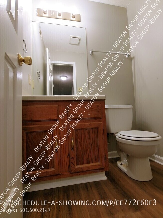 Building Photo - 7711 S St-6