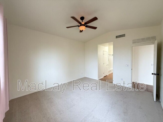 Building Photo - 8311 S 23rd Pl