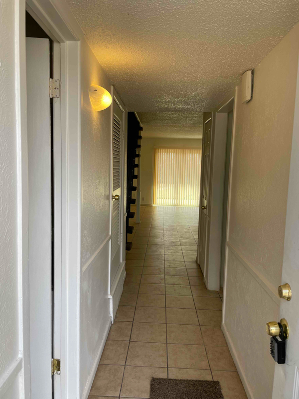Building Photo - 1347 65th Dr