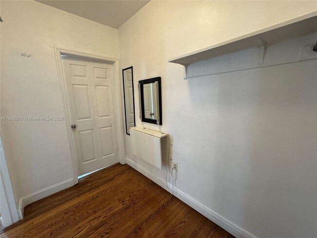 Building Photo - 177 NE 50th St