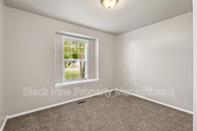 Building Photo - 2117 S Crimson Rose Way