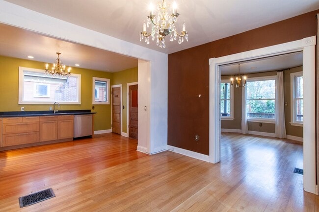 Building Photo - Gorgeous 3 Bedroom House with Bonus Room, Attached Garage, and Original Charm!